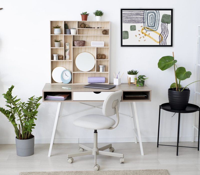 interior-design-with-photoframes-desk-arrangement